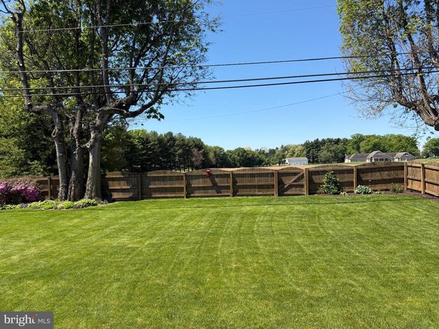 31 S WEST AVENUE, Shiremanstown, PA 17011