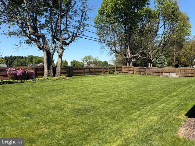 31 S WEST AVENUE, Shiremanstown, PA 17011