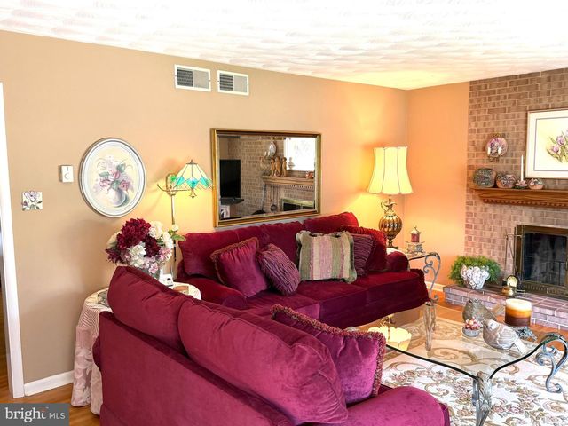 31 S WEST AVENUE, Shiremanstown, PA 17011
