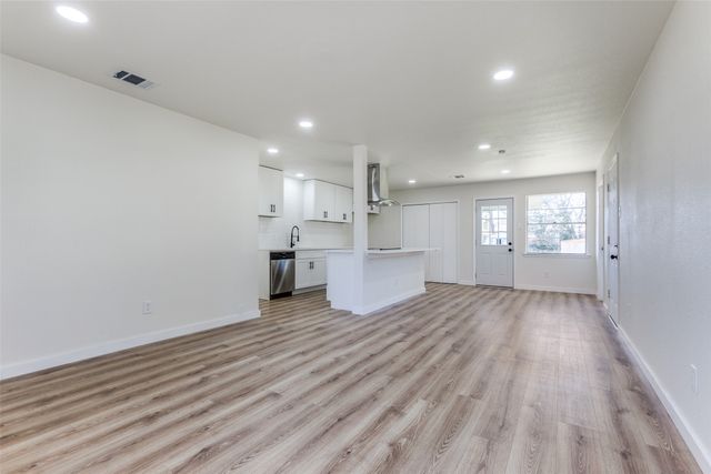1207 Crestridge Drive, Plano, TX 75075