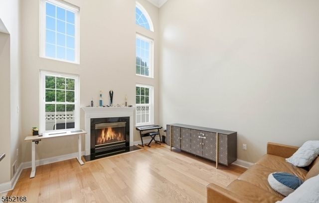 18 Clark Ct, Bernards Twp., NJ 07920
