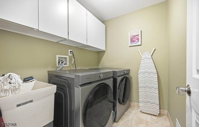 18 Clark Ct, Bernards Twp., NJ 07920