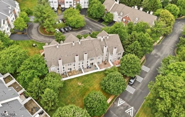 18 Clark Ct, Bernards Twp., NJ 07920