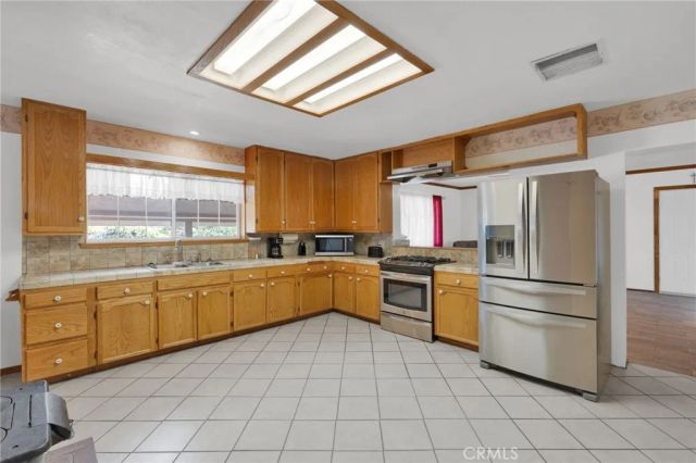 1231 Mecca Drive, Barstow, CA 92311