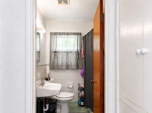6323 Santa Monica Boulevard, Shreveport, LA 71119