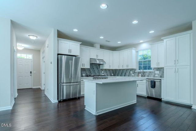 1432 Palace Garden Way, Raleigh, NC 27603