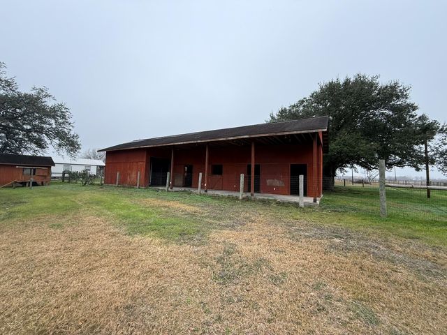 13907 Mueck Road, Needville, TX 77461