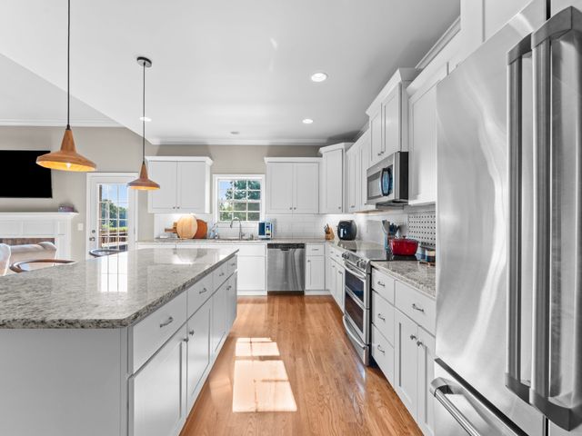 4005 Pleasant Gate Ln, Columbia, TN 38401