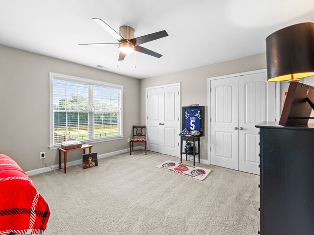 4005 Pleasant Gate Ln, Columbia, TN 38401