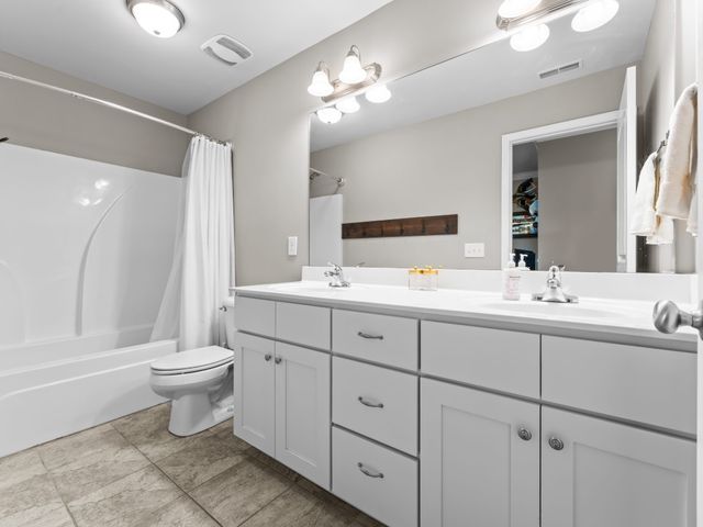 4005 Pleasant Gate Ln, Columbia, TN 38401