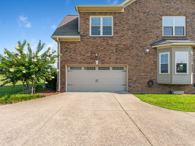 4005 Pleasant Gate Ln, Columbia, TN 38401