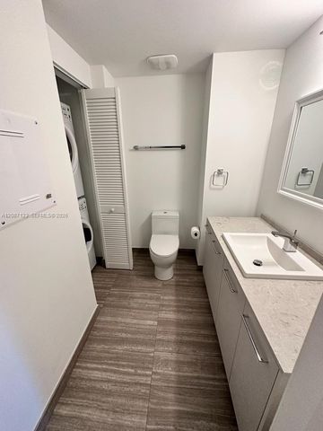 1010 Brickell Avenue 4208, Miami, FL 33131