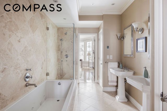 244 E 62nd Street, New York City, NY 10065