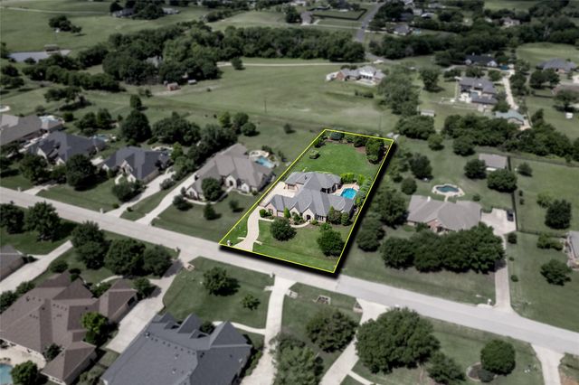 3307 Twin Lakes Drive, Celina, TX 75078