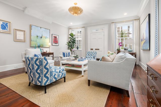 14 Queen Street, Charleston, SC 29401