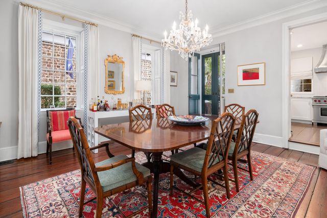 14 Queen Street, Charleston, SC 29401