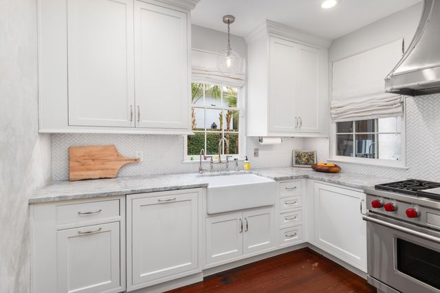 14 Queen Street, Charleston, SC 29401