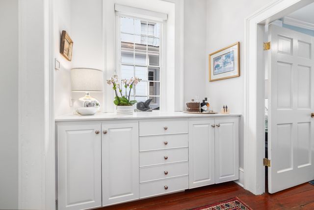 14 Queen Street, Charleston, SC 29401