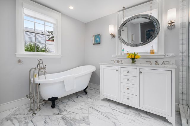 14 Queen Street, Charleston, SC 29401