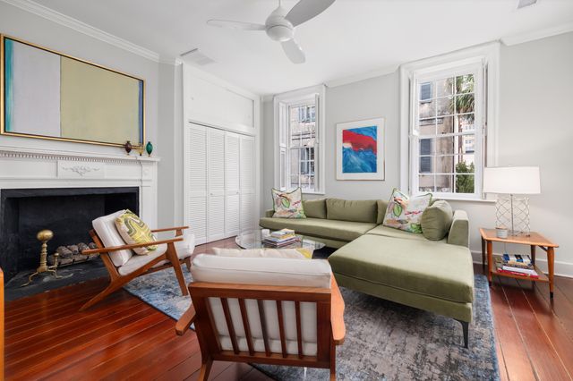 14 Queen Street, Charleston, SC 29401