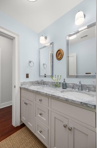 14 Queen Street, Charleston, SC 29401