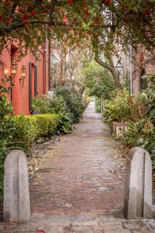 14 Queen Street, Charleston, SC 29401