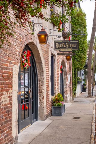 14 Queen Street, Charleston, SC 29401