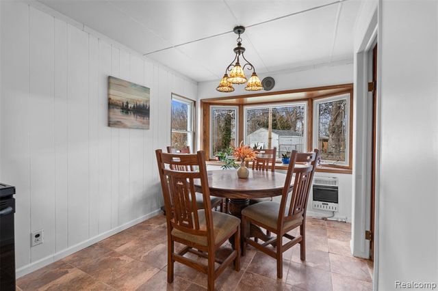 9261 Brady Court, Redford, MI 48239