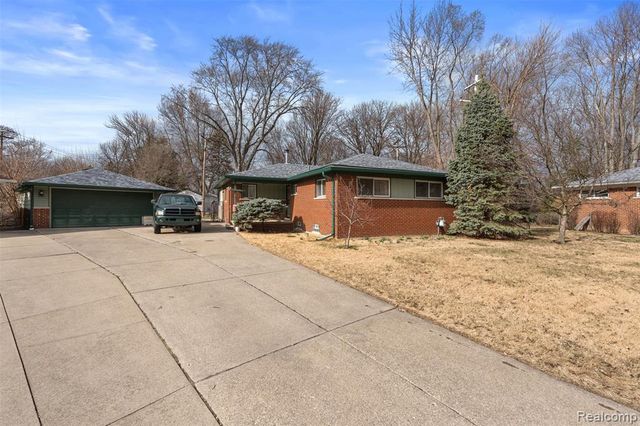 9261 Brady Court, Redford, MI 48239