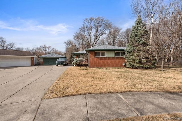 9261 Brady Court, Redford, MI 48239