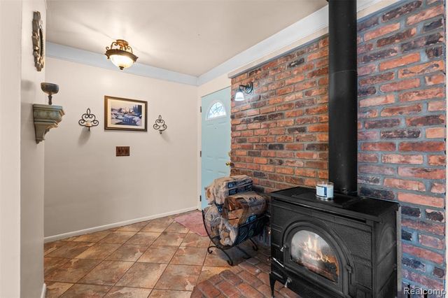 9261 Brady Court, Redford, MI 48239