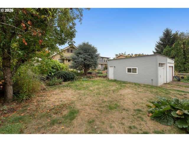 5914 Ne FLANDERS St, Portland, OR 97213