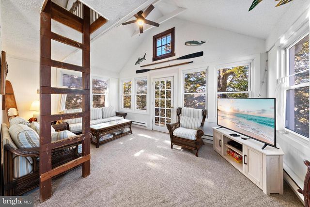 1718 N CENTRAL AVE, Surf City, NJ 08008