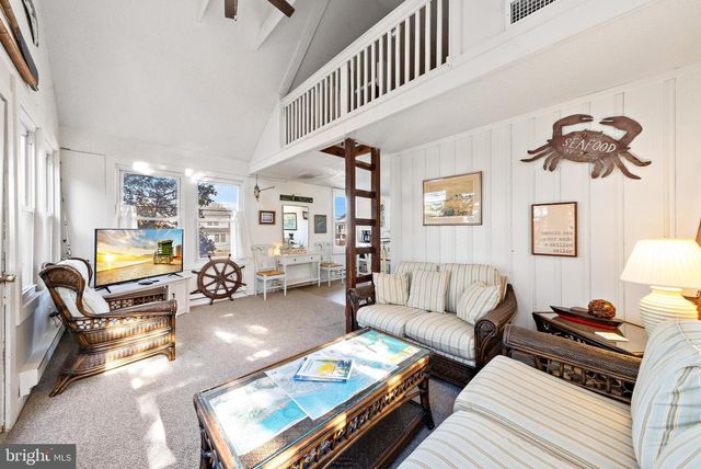 1718 N CENTRAL AVE, Surf City, NJ 08008