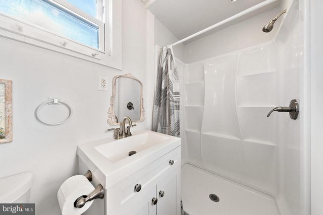 1718 N CENTRAL AVE, Surf City, NJ 08008