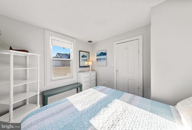 1718 N CENTRAL AVE, Surf City, NJ 08008