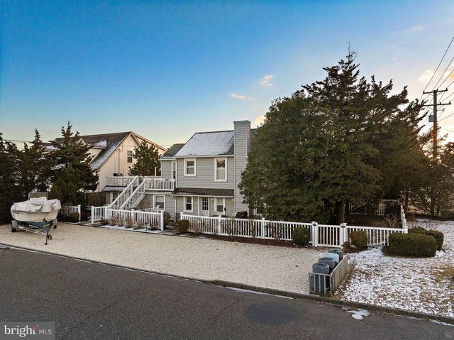 1718 N CENTRAL AVE, Surf City, NJ 08008