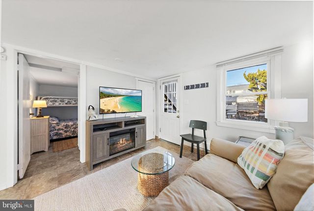 1718 N CENTRAL AVE, Surf City, NJ 08008