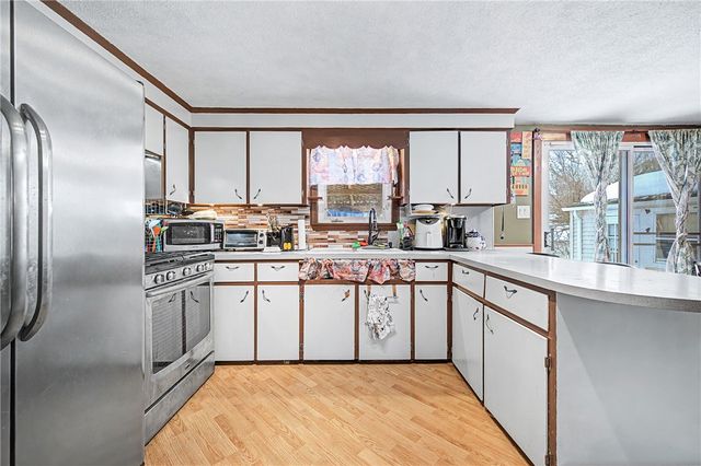 374 Thibeault Avenue, Woonsocket, RI 02895