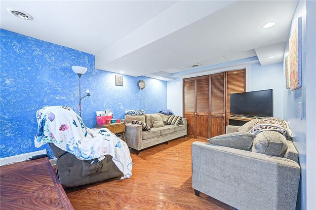 374 Thibeault Avenue, Woonsocket, RI 02895