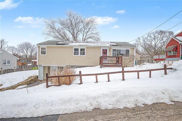 374 Thibeault Avenue, Woonsocket, RI 02895