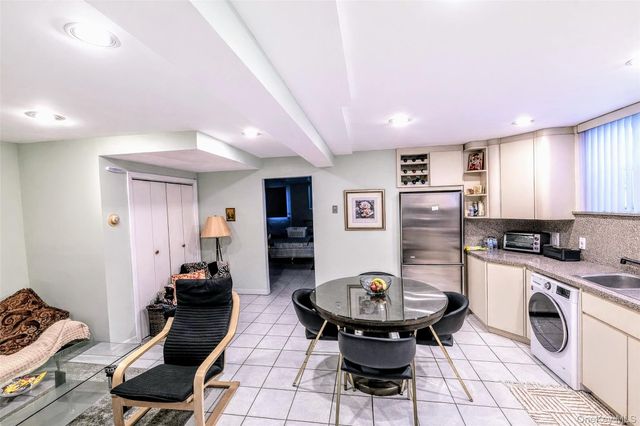 42-19 195 Street, Flushing, NY 11358