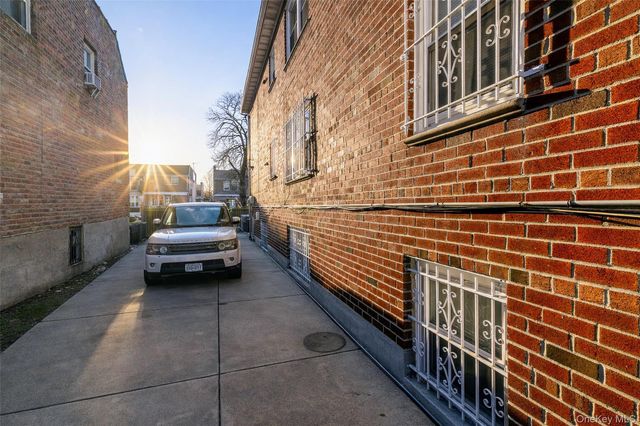 42-19 195 Street, Flushing, NY 11358