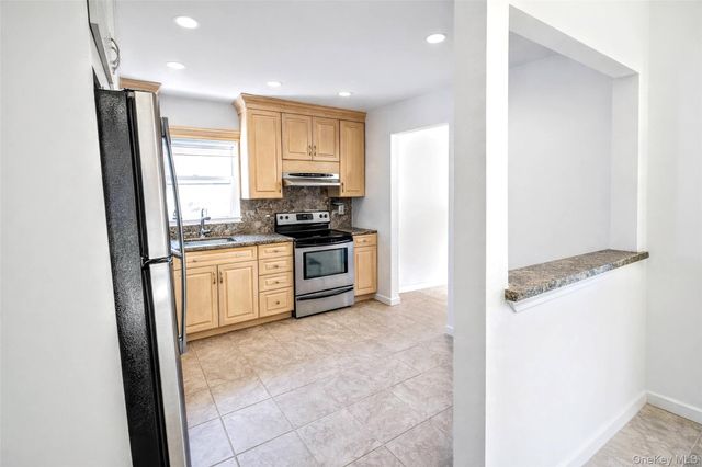 42-19 195 Street, Flushing, NY 11358