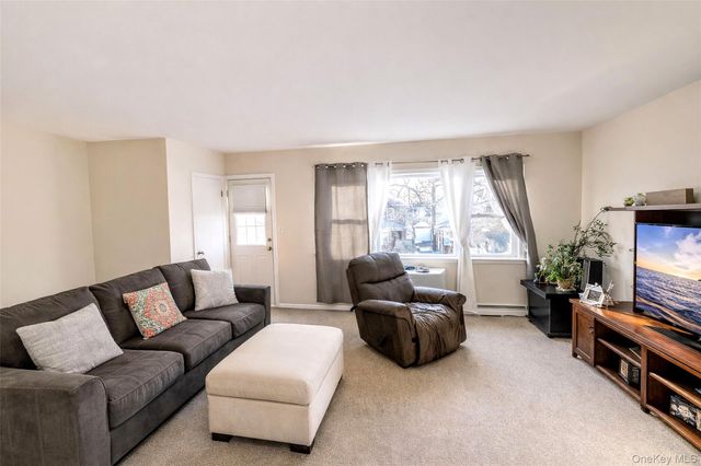 42-19 195 Street, Flushing, NY 11358