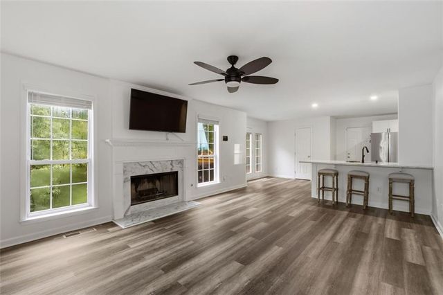 24 Augusta Way, Hiram, GA 30141