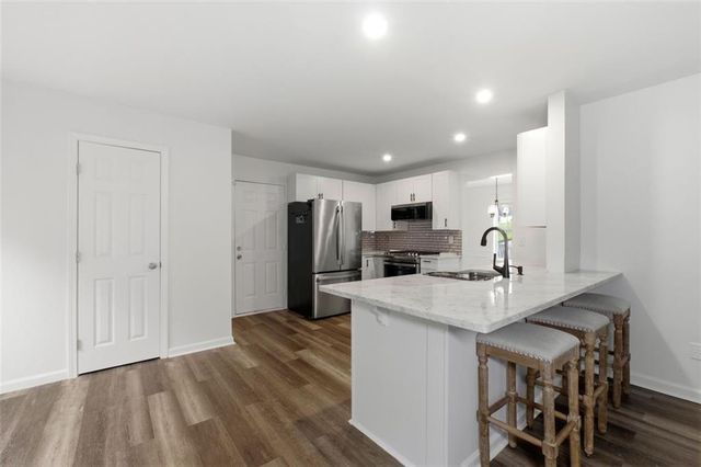 24 Augusta Way, Hiram, GA 30141