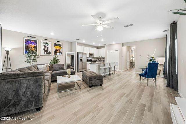 1614 POTTSBURG POINT Drive, Jacksonville, FL 32207