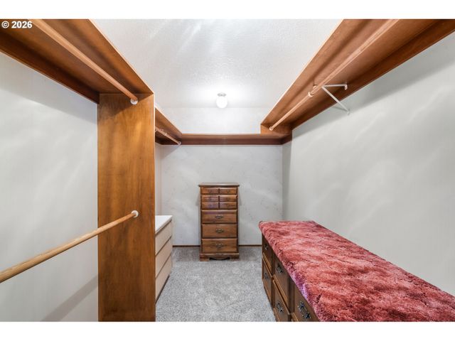 14580 HARBORVIEW Dr, Rockaway Beach, OR 97136