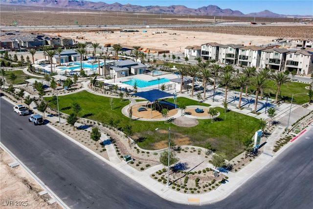 6956 Crimson Shadow Street, North Las Vegas, NV 89086